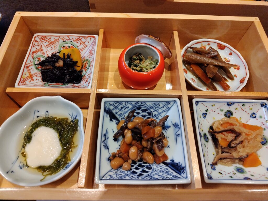 湯の花荘朝食おかず2