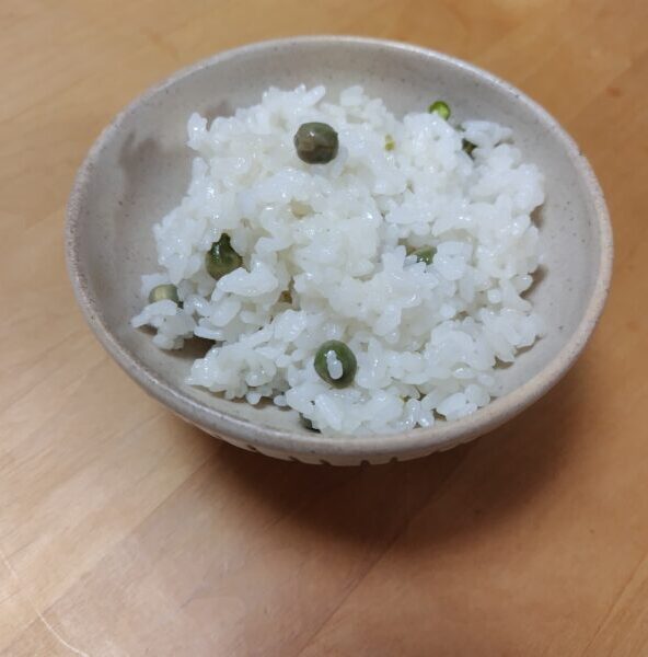 グリンピースご飯♪
