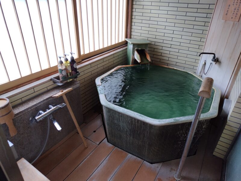湯の花荘　客室　露天風呂2