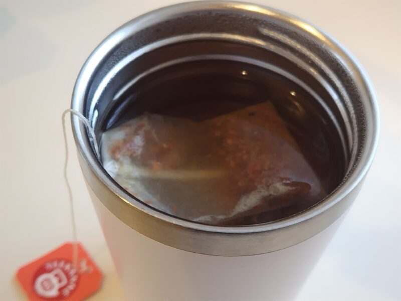 スタンレー真空マグ0.23L　お湯を入れた